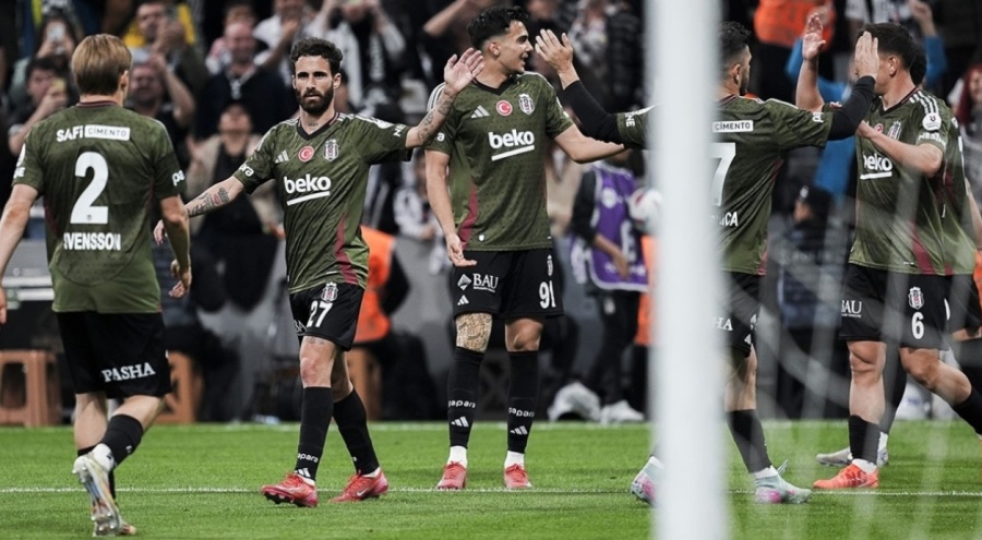 Beşiktaş, Adana Demirspor'u 4-1 mağlup etti!