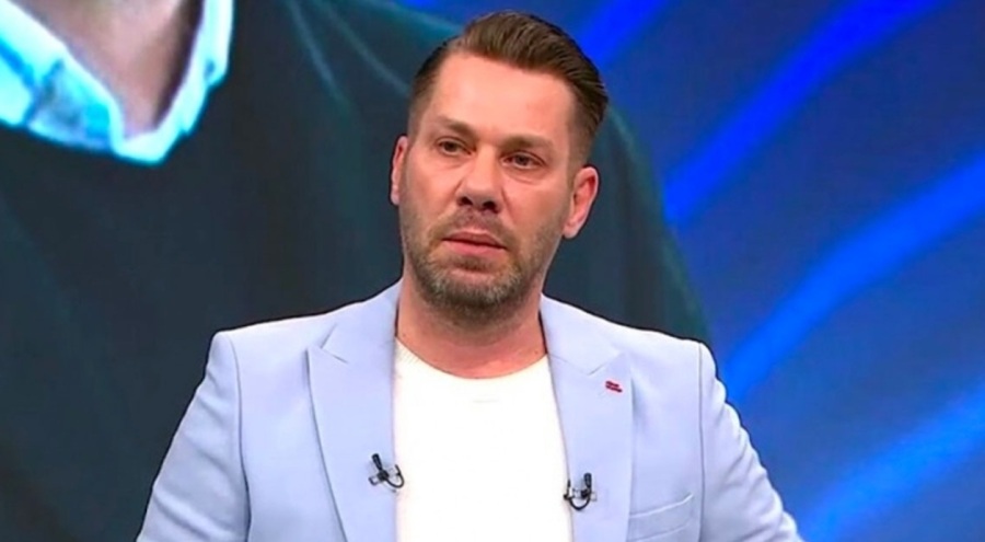 Fırat Aydınus Muslera'nın sarı kart gördüğü pozisyonu değerlendirdi