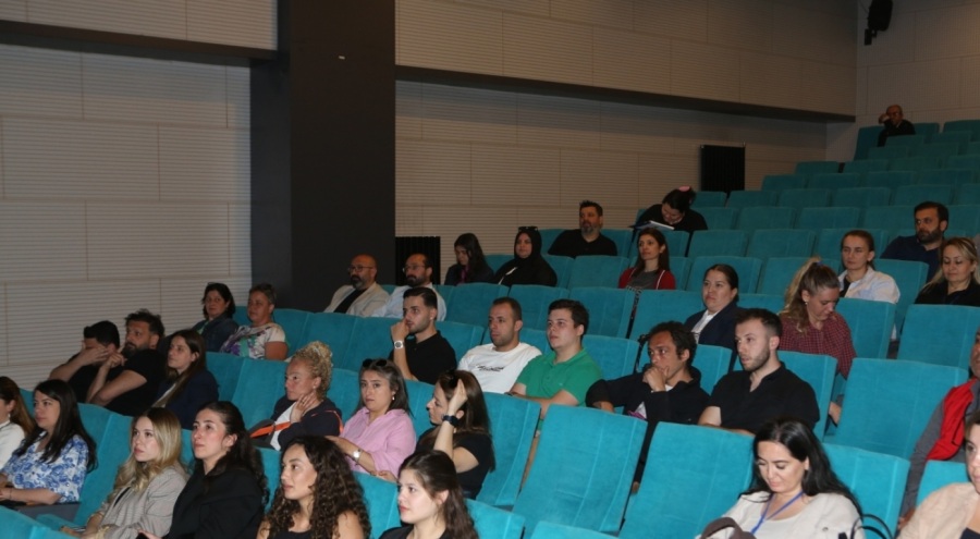Nilüfer'de engelsiz iletişimin yolları anlatıldı