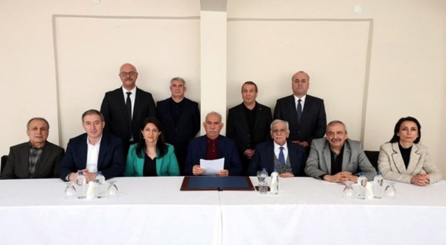 Terör örgütü PKK fesih kararını duyurdu: Silahlar bırakıldı