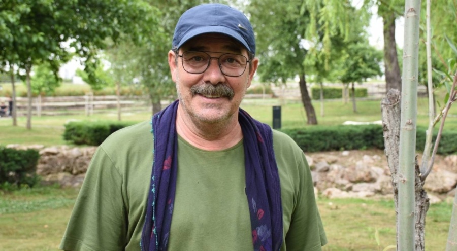 Ünlü oyuncu Fikret Kuşkan: Dünyayı iyilik kurtaracak, iyilik iyidir