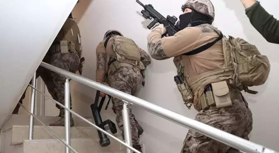 DEAŞ operasyonu! 4 ilde 10 gözaltı