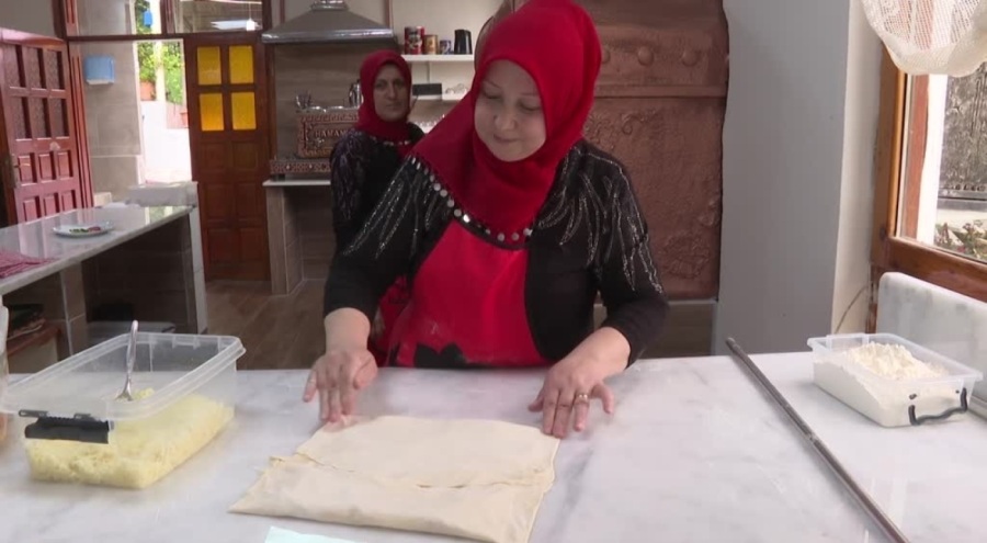 Bursa'da doğup büyüdükleri mahallede kooperatif kuran kadınlar kazanç sağlıyor!