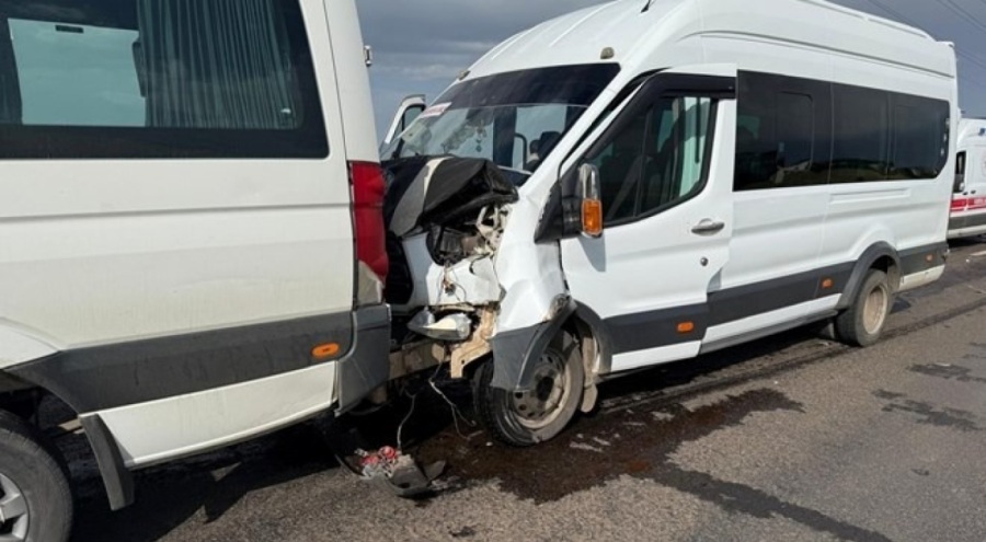 Öğretmen servisi kaza yaptı! Çok sayıda yaralı var