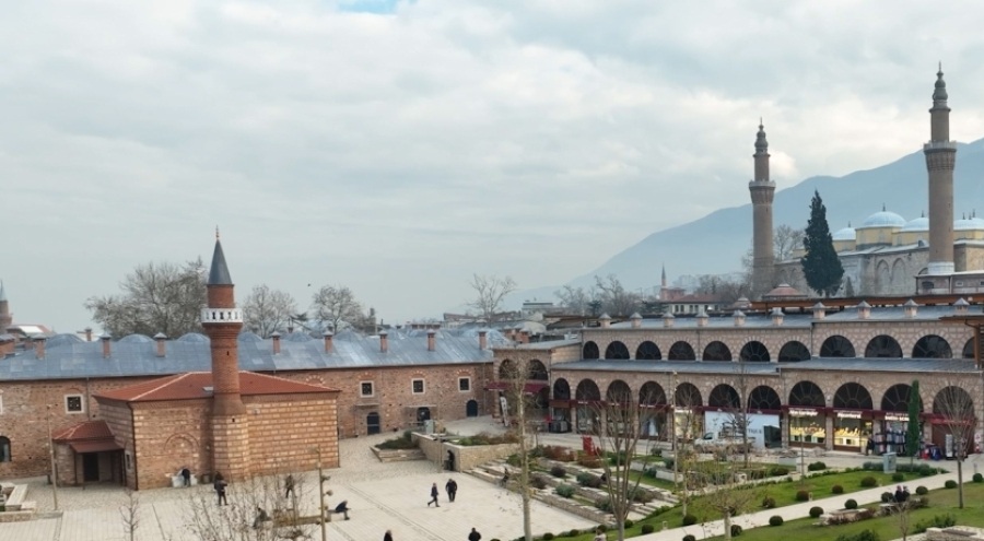 Bakan Kurum'dan Bursa'da çarşı esnafına ziyaret