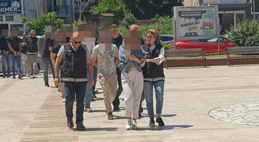 Zehir tacirlerine yönelik operasyon: 9 zanlı gözaltına alındı