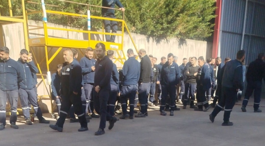 Bursa'da fabrika işçileri grevde!