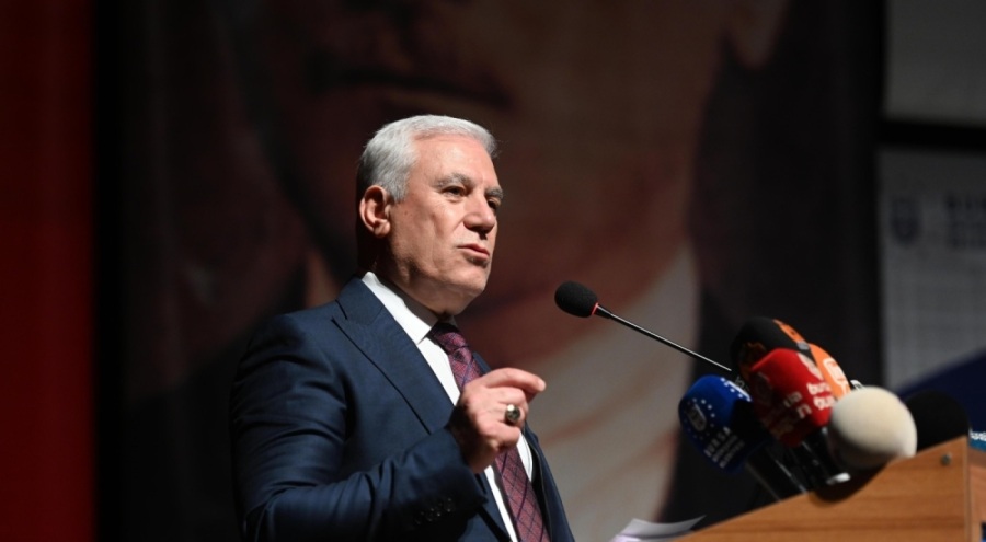 Başkan Bozbey: "Benim şahsıma hakaret ettiğini zannedenler, aslında tüm Bursalılara hakaret etmiş...