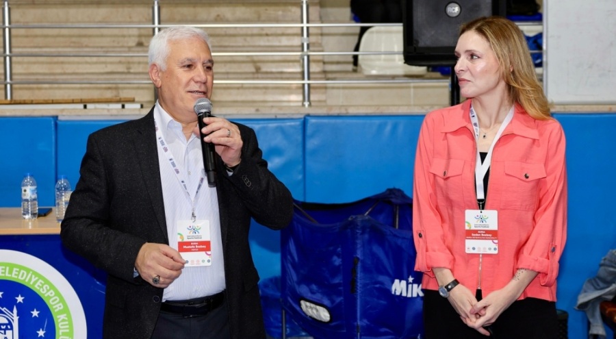 Bursa'da Kardeş Şehirler Voleybol Turnuvası başladı