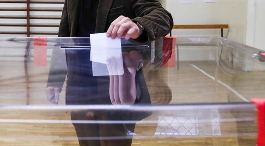 Polonya'da halk, cumhurbaşkanı seçimi için yarın sandık başına gidiyor