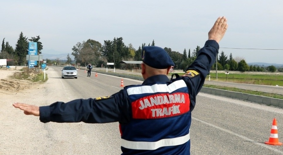 Bursa'da usulsüz çakar lamba kullanan sürücüye ceza!