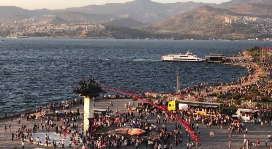 CHP'li Bakan'dan İzmirlilere çağrı