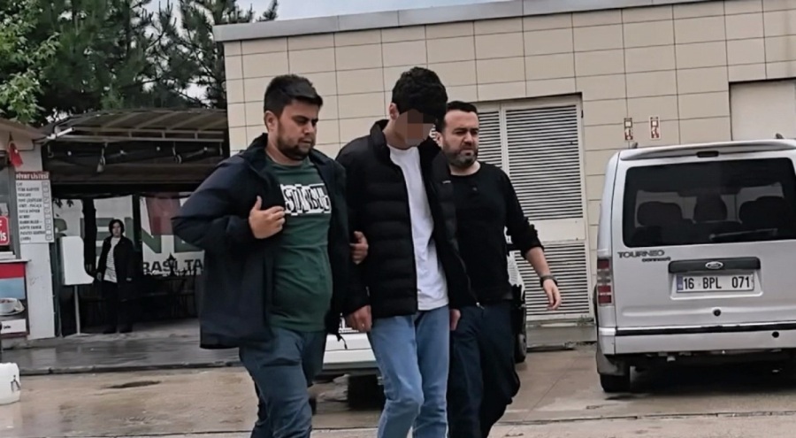 Bursa'da şakalaşmada kan aktı!