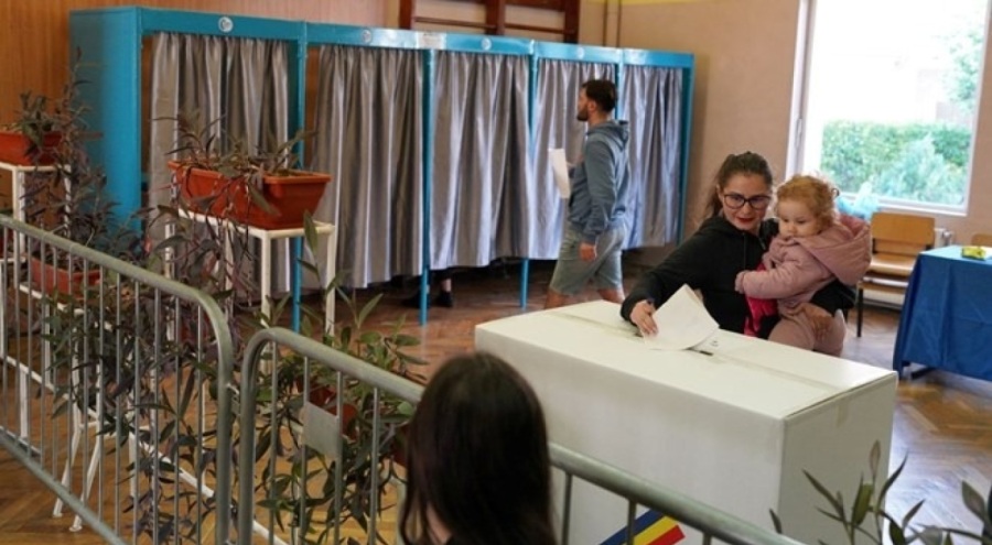 Romanya'da seçimi bağımsız aday kazandı