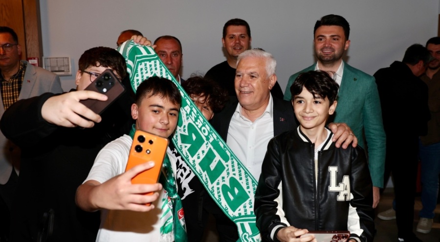 Başkan Bozbey'den 'Kapalı Tribün' ve 'Bursaspor Müzesi' müjdesi