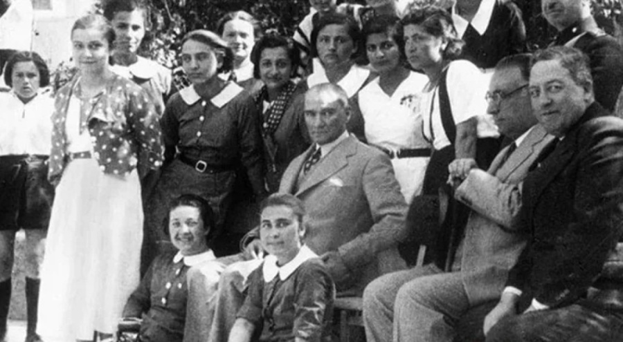 Atatürk'ün katıldığı son 19 Mayıs kutlaması: Alkış tufanı ve tarihi anlar