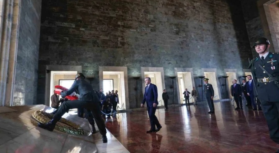 Anıtkabir'de 19 Mayıs heyecanı! Gençler Atatürk'ün mirasına sahip çıkıyor