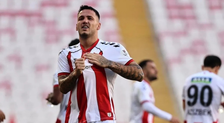 Sivasspor'da Rey Manaj krizi