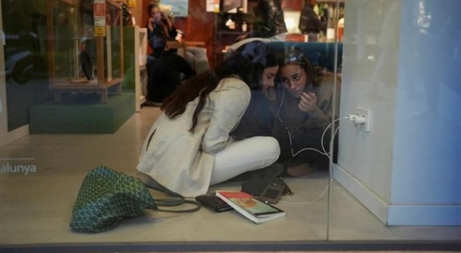 İspanya'da bu kez de sabit ve mobil telefon hatları çöktü!