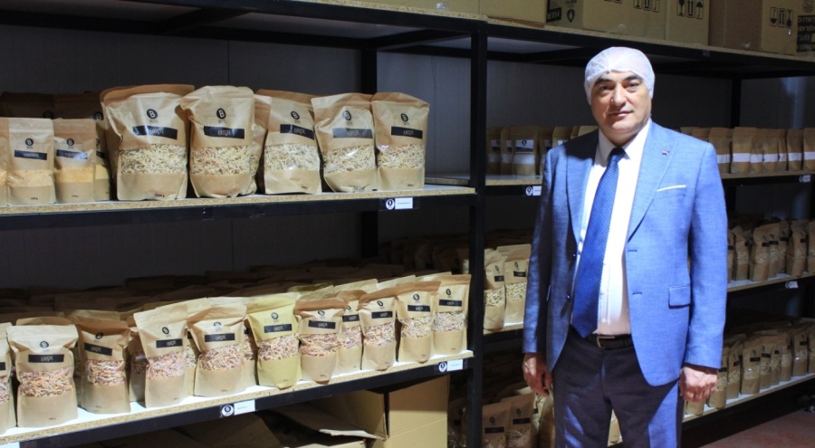 Nilüfer'de çiftçi yetiştiriyor, kadınlar üretiyor tüketici uygun fiyata sağlıklı tüketiyor