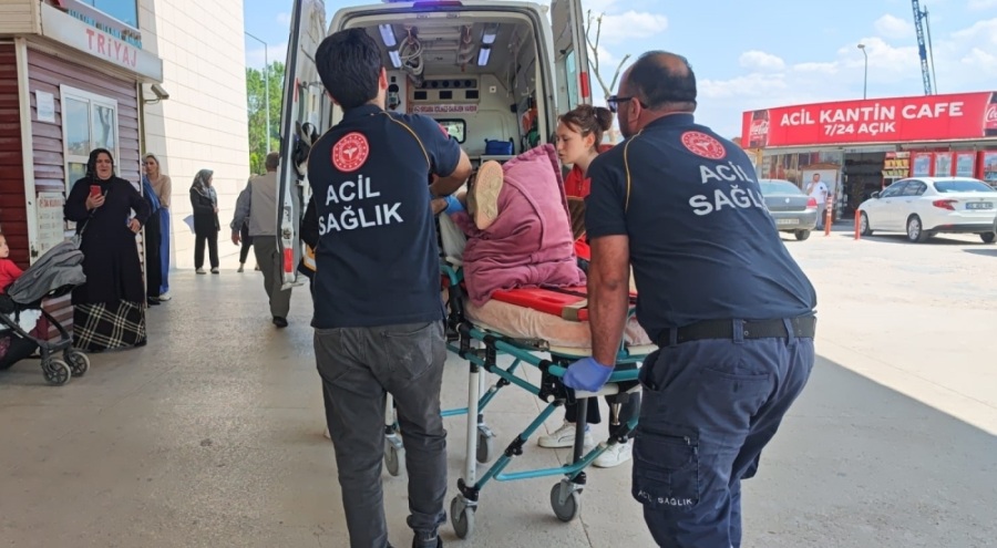 Bursa'da 11 yaşındaki çocuğun bacağına korkuluk demiri saplandı