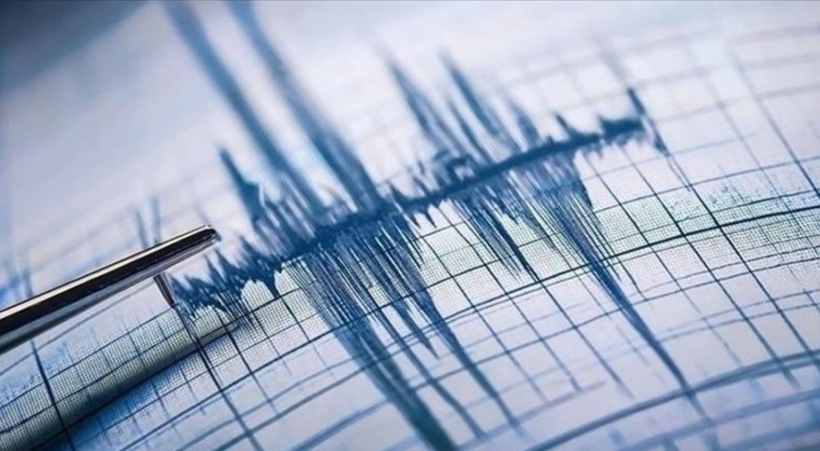 Papua Yeni Gine'de 6,4 büyüklüğünde deprem!