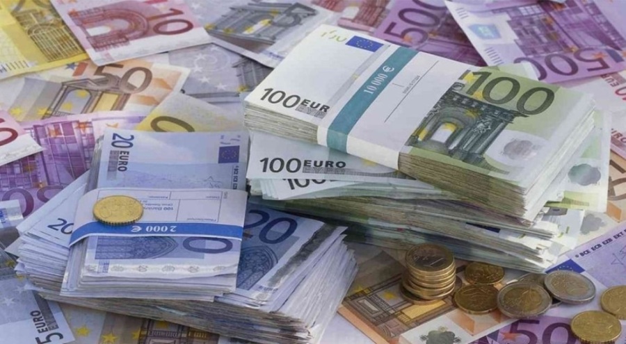 Euro 44 TL'yi geçti