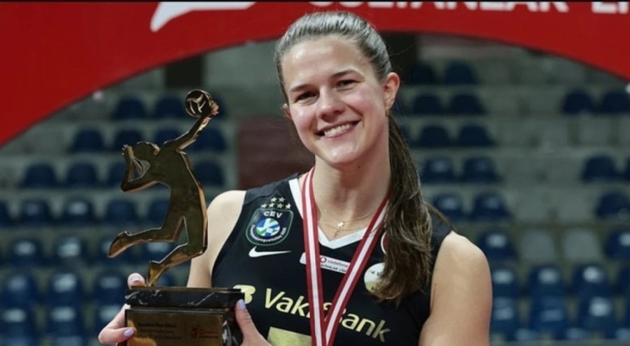VakıfBank'ta iki isimle yollar ayrıldı