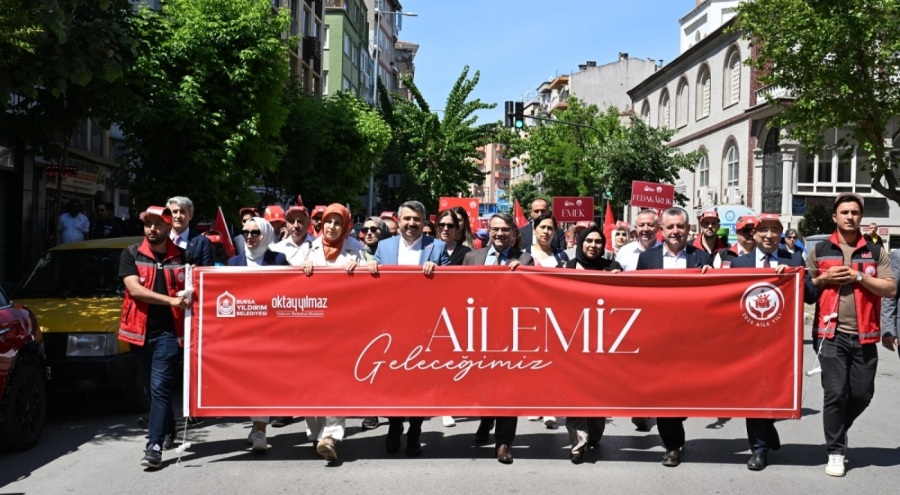 Yıldırım'da 'Ailemiz Geleceğimiz' yürüyüşü düzenlendi