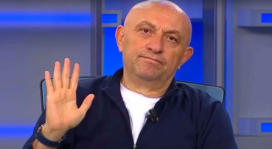 Sinan Engin canlı yayında yakalandı: Telefonda ne yaptığı ortaya çıktı