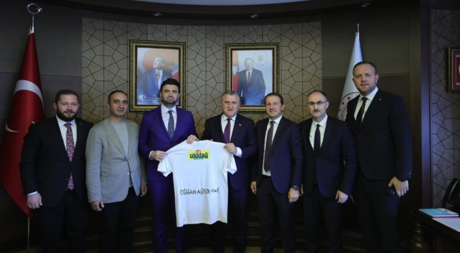 Bursaspor Başkanı Enes Çelik'ten Gençlik ve Spor Bakanı'na ziyaret