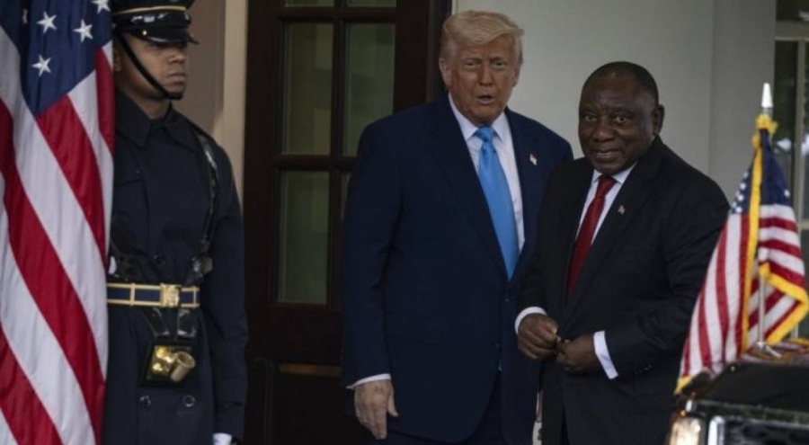 Trump, Güney Afrika Cumhurbaşkanı Ramaphosa'yı "beyaz çiftçilere soykırım" ile suçladı