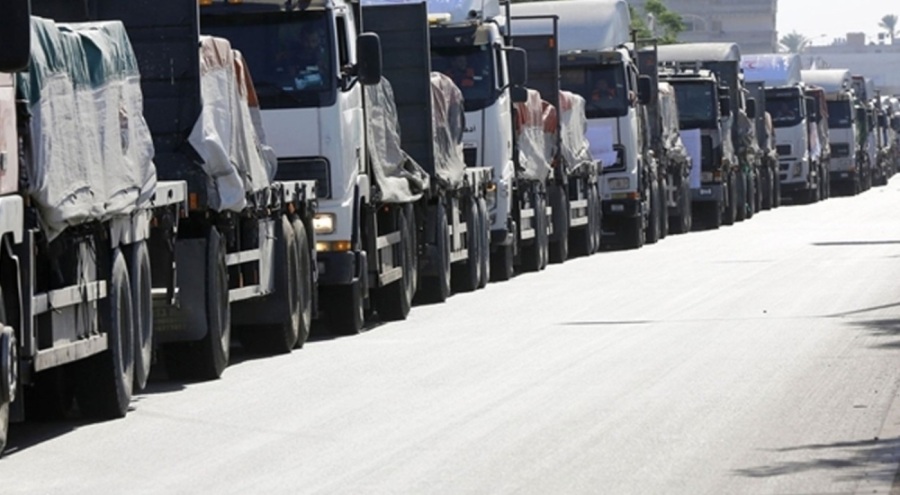 81 günlük ablukanın ardından ilk yardım tırları Gazze'ye girdi