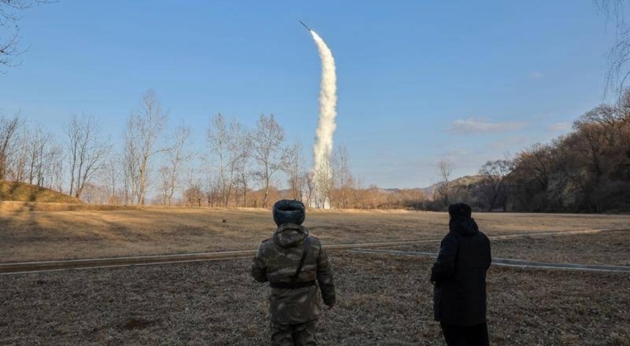 Güney Kore, Kuzey Kore'nin seyir füzeleri fırlattı