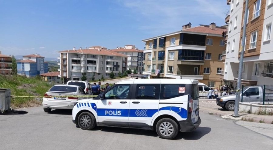 14 yaşındaki kız çocuğu başından silahla vurulmuş halde ölü bulundu
