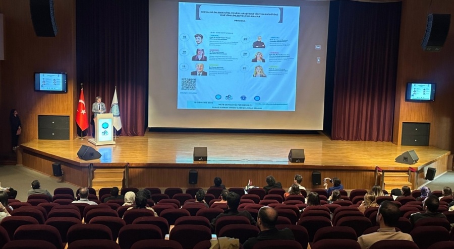 50. yılda 50 katılımcı ile akademik buluşma