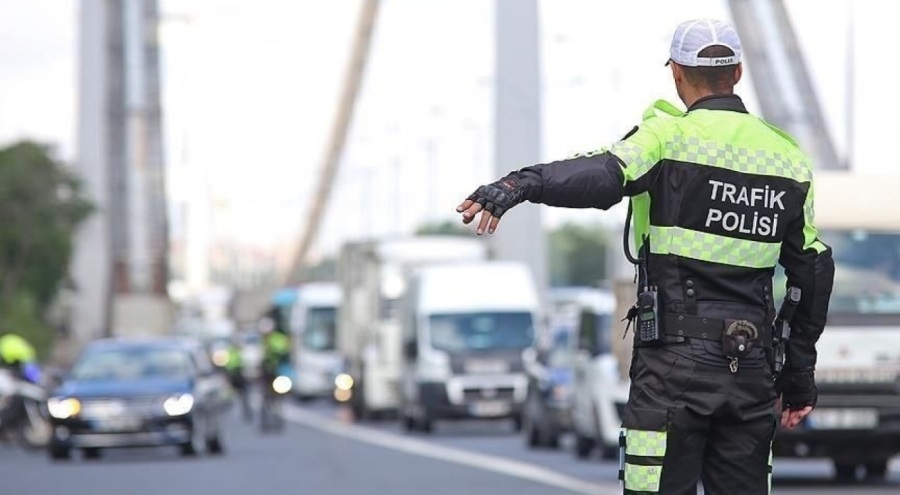Kırmızı ışık cezası 80 bin TL! Trafikte artık bunları yapanlar yandı