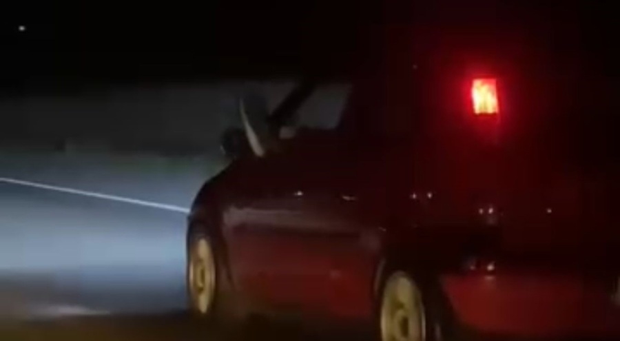 Bursa'da bir ayağı camda bir ayağı gazda yolculuk kamerada