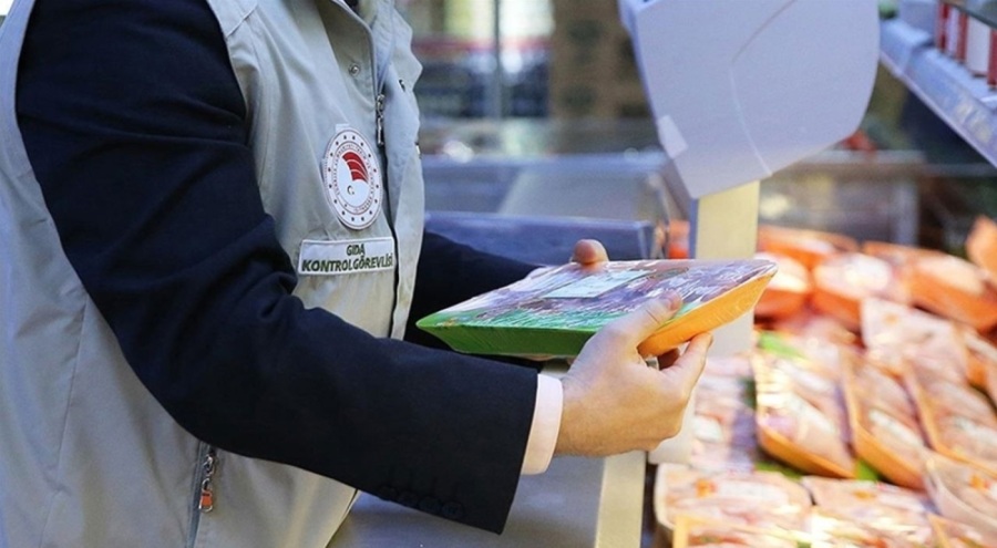 Kırmızı et diyerek 'eşek eti' yedirmişler!