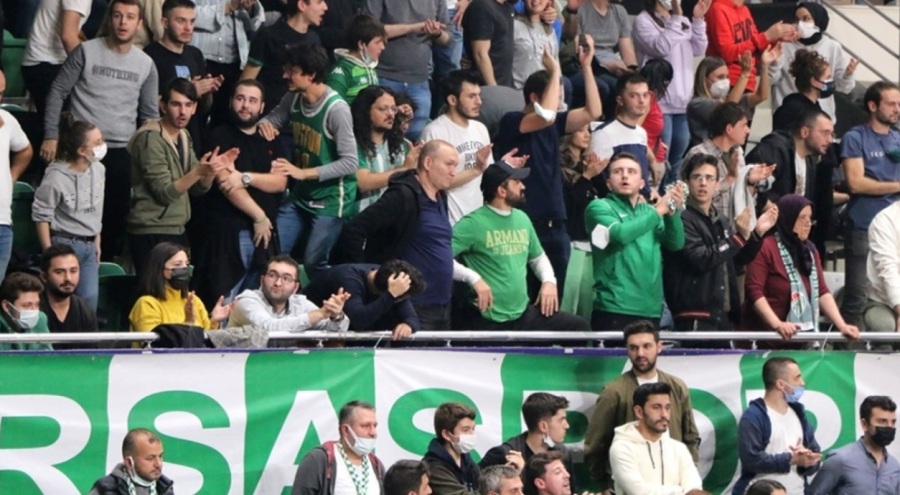 Türk Telekom, Bursaspor Yörsan'ı 74-70 mağlup etti!