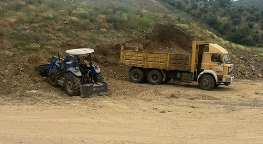 Toprak yığınının altında kalan şahıs hayatını kaybetti