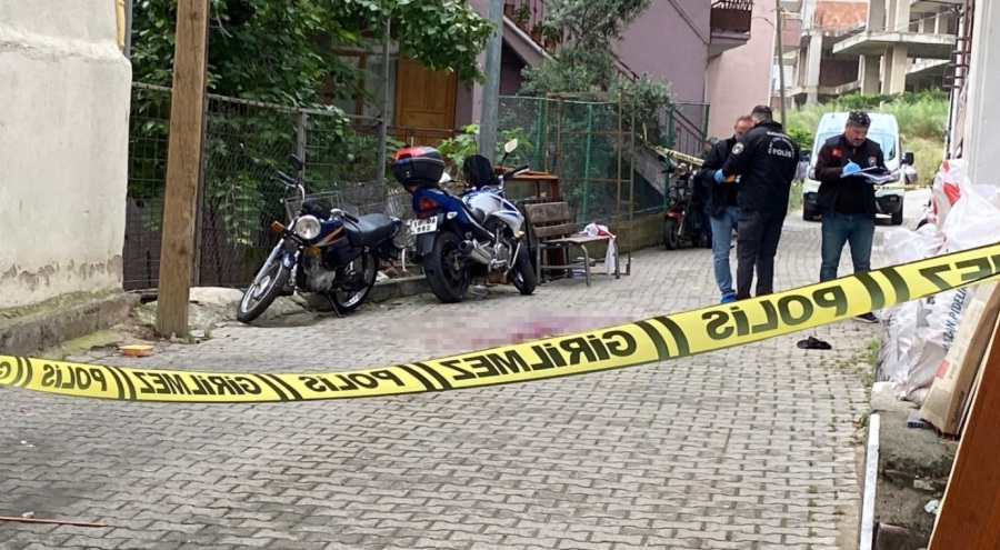 Miras kavgası sebebiyle ağabeyi tarafından vurulan kardeş can verdi