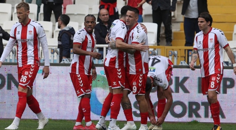 FIFA'dan Sivasspor'a transfer yasağı!