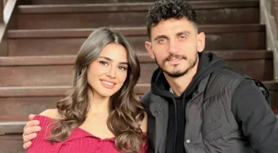 Futbolcu Samet Akaydın'dan Hazal Çağlar'a evlenme teklifi