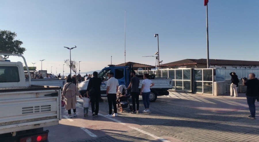 Bursa zabıtası, sahilde seyyar satıcılara geçit vermiyor