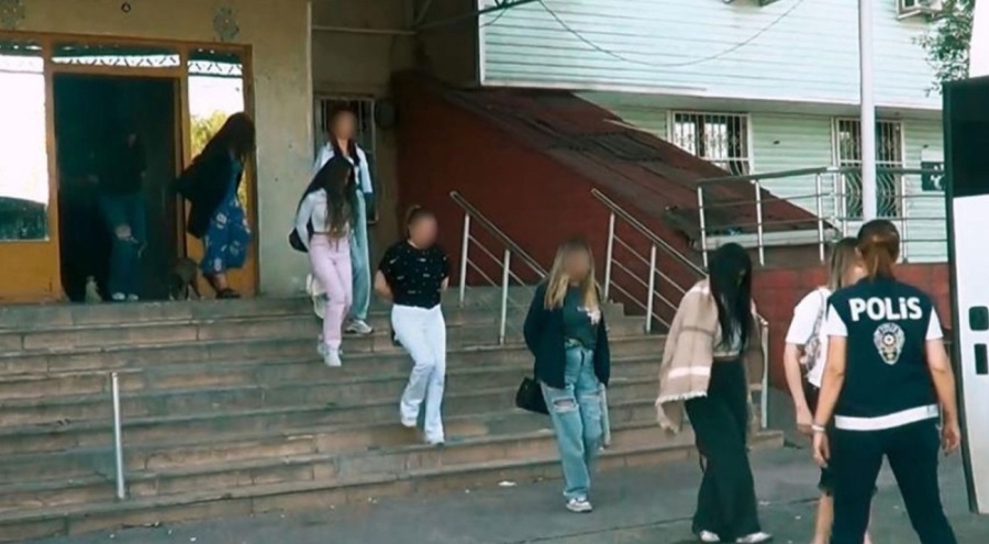 Iğdır'da fuhuş operasyonu! 107 yabancı uyruklu kadın sınır dışı edildi