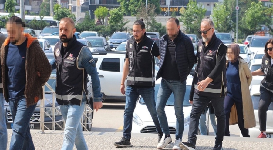 Döner zincirine FETÖ operasyonunda 6 şüpheli adliyede