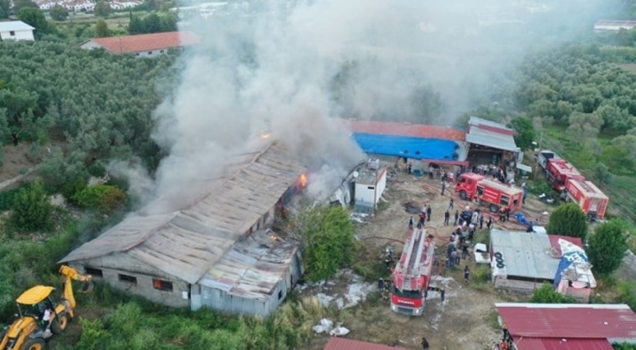 Tekstil atölyesinde yangın