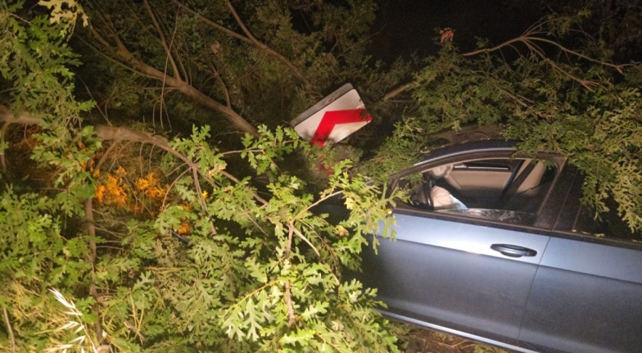 Bursa'da motosiklet ile otomobil çarpıştı: 1 yaralı