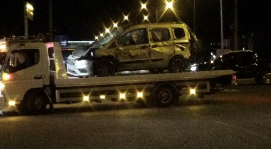 Dört aracın karıştığı kaza: Dört kişi yaralandı